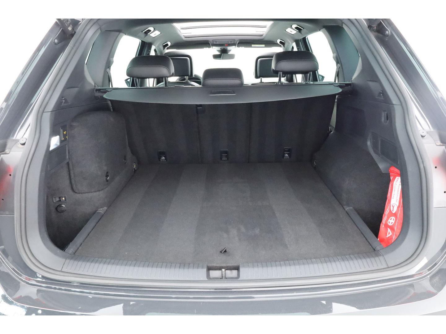 SEAT Tarraco 1.4 TSI e-Hybrid PHEV Xperience Business Intense | Pano | Dig. Cockpit | Elek. Trekhaak | Adapt. Cruise | CarPlay | Dodehoek | Camera + PDC