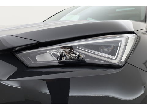 SEAT Tarraco 1.4 TSI e-Hybrid PHEV Xperience Business Intense | Pano | Dig. Cockpit | Elek. Trekhaak | Adapt. Cruise | CarPlay | Dodehoek | Camera + PDC