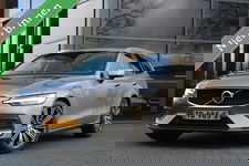 Volvo V60 - 2.0 D4 | Pano | B&W Audio | Head-up | Trekhaak