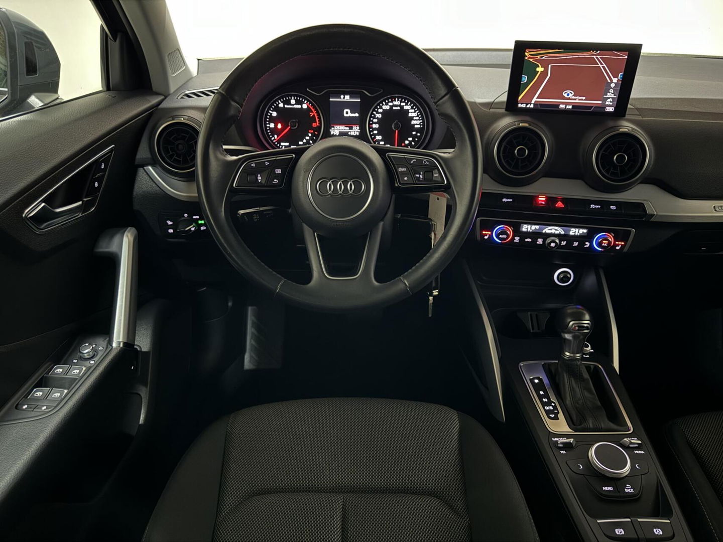 Audi Q2 1.4 TFSI S-Line Black Edition DSG Navi ACC Stoelver.