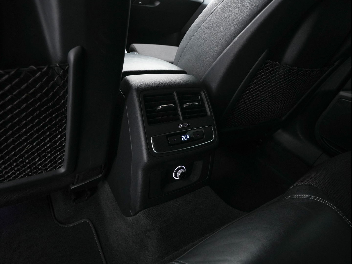 Audi A5 Sportback 1.4 TFSI S-Line Competition Aut. *FULL-LED | LEATHER-FABRIC | SPORT-SEATS | NAVI-FULLMAP | SHIFT-PADDLES | PRIVACY-GLASS | ECC | PDC | CRUISE | 18''ALU*