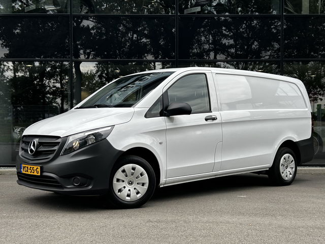 Mercedes-Benz Vito - 110 CDI L2 Lang RWD // ACTIE PRIJS // Airco // Achterklep // 12 mnd Garantie // 2.000kg // Bank // Radio // CV // Betimmering // Wieldoppen