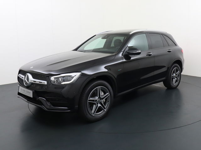 Mercedes-Benz GLC - 300e AMG 4Matic // Panoramadak // Burmester // 360 Camera // Keyless // Carbon // Sfeerverlichting // Carplay