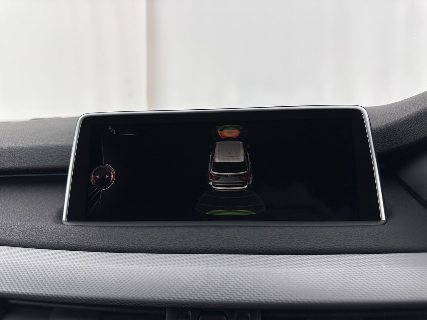 BMW X5 xDrive40d *Right-Hand-Drive* M-Sportpack High Executive [ 7-Pers. ] Aut. *LEATHER | XENON | MEMORY-PACK | HEATED-SPORTSEATS | NAVI-FULLMAP | SHIFTPADDLES | PRIVACYGLASS | ECC | TOWBAR | PDC | CRUISE | 20''ALU*