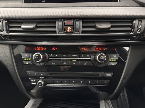 BMW X5 xDrive40d *Right-Hand-Drive* M-Sportpack High Executive [ 7-Pers. ] Aut. *LEATHER | XENON | MEMORY-PACK | HEATED-SPORTSEATS | NAVI-FULLMAP | SHIFTPADDLES | PRIVACYGLASS | ECC | TOWBAR | PDC | CRUISE | 20''ALU*