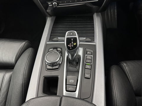 BMW X5 xDrive40d *Right-Hand-Drive* M-Sportpack High Executive [ 7-Pers. ] Aut. *LEATHER | XENON | MEMORY-PACK | HEATED-SPORTSEATS | NAVI-FULLMAP | SHIFTPADDLES | PRIVACYGLASS | ECC | TOWBAR | PDC | CRUISE | 20''ALU*