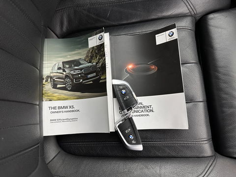 BMW X5 xDrive40d *Right-Hand-Drive* M-Sportpack High Executive [ 7-Pers. ] Aut. *LEATHER | XENON | MEMORY-PACK | HEATED-SPORTSEATS | NAVI-FULLMAP | SHIFTPADDLES | PRIVACYGLASS | ECC | TOWBAR | PDC | CRUISE | 20''ALU*