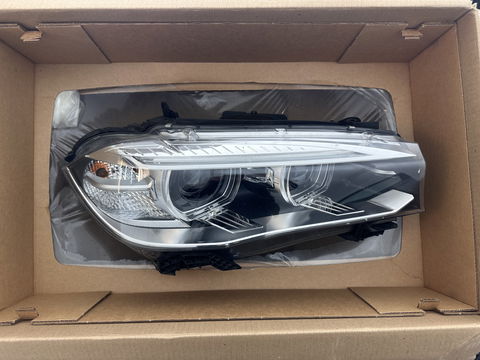 BMW X5 xDrive40d *Right-Hand-Drive* M-Sportpack High Executive [ 7-Pers. ] Aut. *LEATHER | XENON | MEMORY-PACK | HEATED-SPORTSEATS | NAVI-FULLMAP | SHIFTPADDLES | PRIVACYGLASS | ECC | TOWBAR | PDC | CRUISE | 20''ALU*