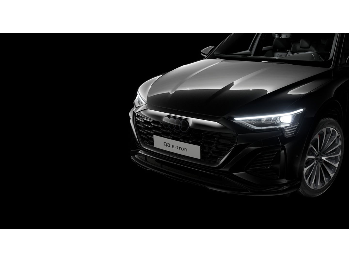 Audi Q8 e-tron 50 340PK Quattro / S-line / 360° / 2023