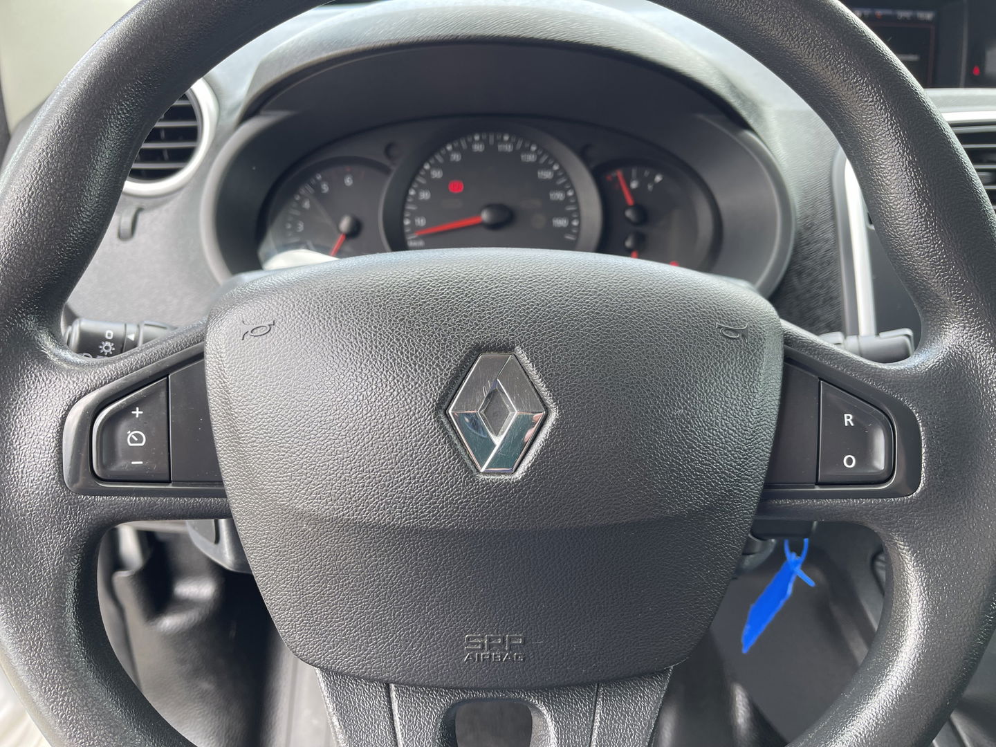 Renault Kangoo Express 1.5 dCi 75 Express Comfort / vaste prijs rijklaar € 8.950 marge ( btw vrij ) / lease vanaf € 238 / airco / cruise / navi / zilver metallic / trekhaak / dakrails