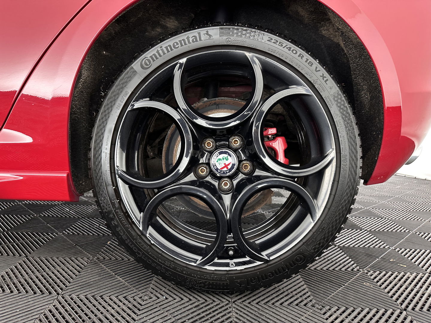 Alfa Romeo Giulietta 1.6 JTDm Super Aut. *NAVI-FULLMAP | SPORTSEATS | SHIFTPADDLES | ECC | PDC | CRUISE | 18''ALU*