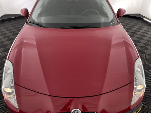 Alfa Romeo Giulietta 1.6 JTDm Super Aut. *NAVI-FULLMAP | SPORTSEATS | SHIFTPADDLES | ECC | PDC | CRUISE | 18''ALU*