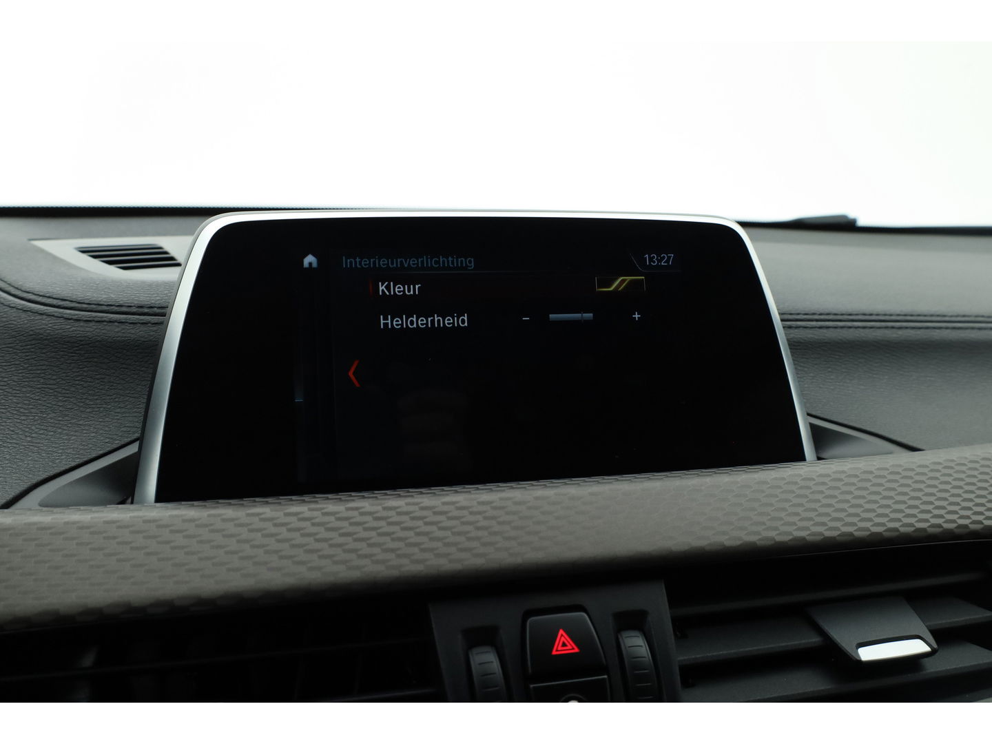 BMW X2 sDrive18i M Sport | Cruise Control | Trekhaak | Stoel- stuurverw. | Camera+PDC | Navi | 19'' | LED