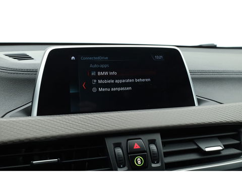 BMW X2 sDrive18i M Sport | Cruise Control | Trekhaak | Stoel- stuurverw. | Camera+PDC | Navi | 19'' | LED