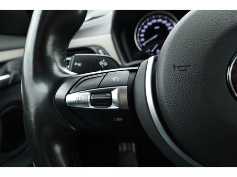 BMW X2 sDrive18i M Sport | Cruise Control | Trekhaak | Stoel- stuurverw. | Camera+PDC | Navi | 19'' | LED