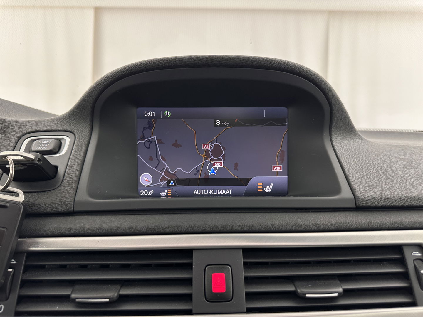 Volvo V70 1.6 D2 Nordic+ *PANO | LEATHER | XENON | MEMORY-PACK | COMFORT-SEATS | NAVI-FULLMAP | ECC | PDC | CRUISE | 17''ALU*