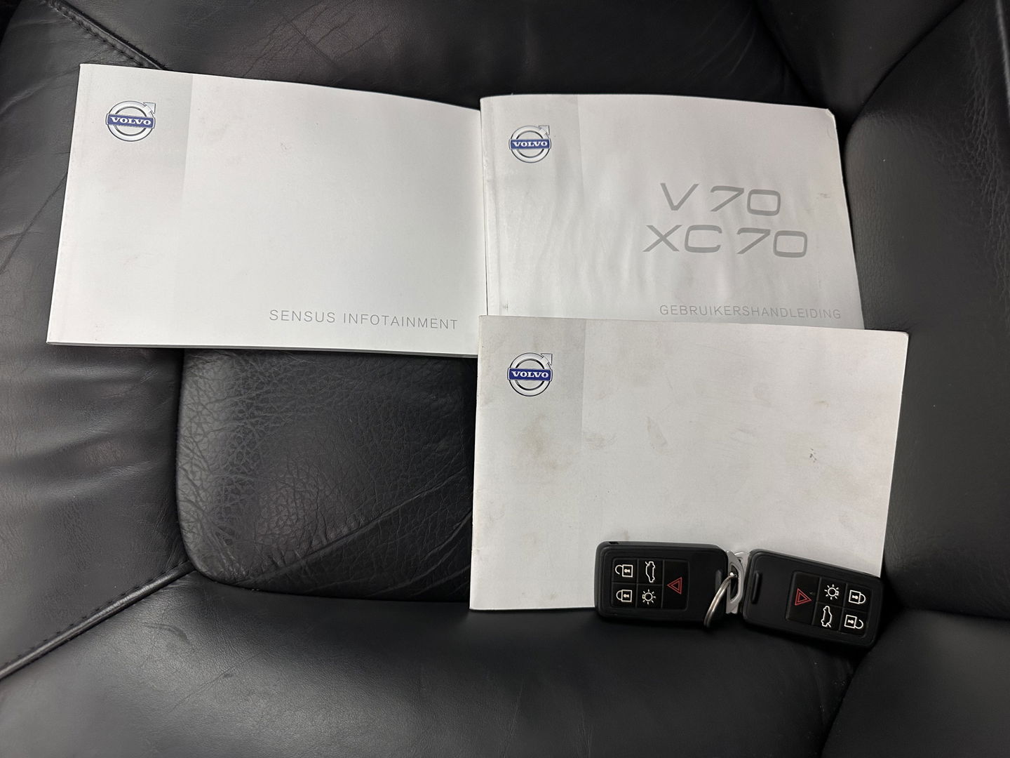 Volvo V70 1.6 D2 Nordic+ *PANO | LEATHER | XENON | MEMORY-PACK | COMFORT-SEATS | NAVI-FULLMAP | ECC | PDC | CRUISE | 17''ALU*