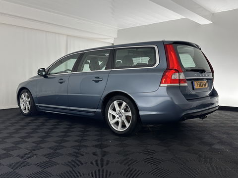 Volvo V70 1.6 D2 Nordic+ *PANO | LEATHER | XENON | MEMORY-PACK | COMFORT-SEATS | NAVI-FULLMAP | ECC | PDC | CRUISE | 17''ALU*