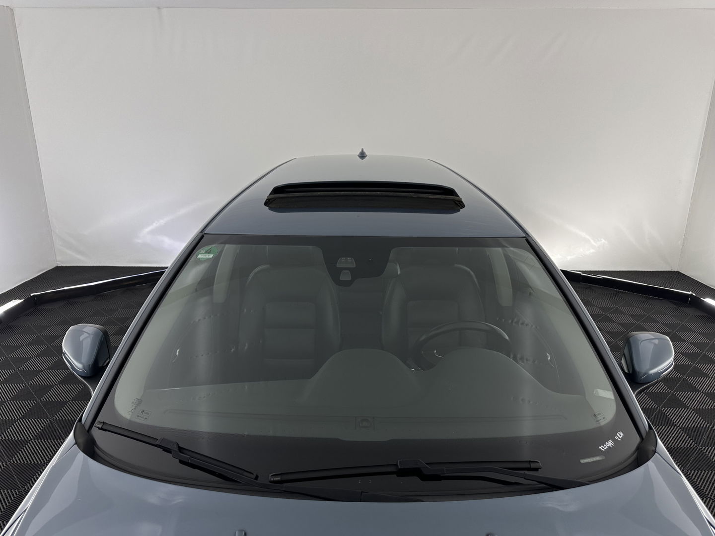 Volvo V70 1.6 D2 Nordic+ *PANO | LEATHER | XENON | MEMORY-PACK | COMFORT-SEATS | NAVI-FULLMAP | ECC | PDC | CRUISE | 17''ALU*