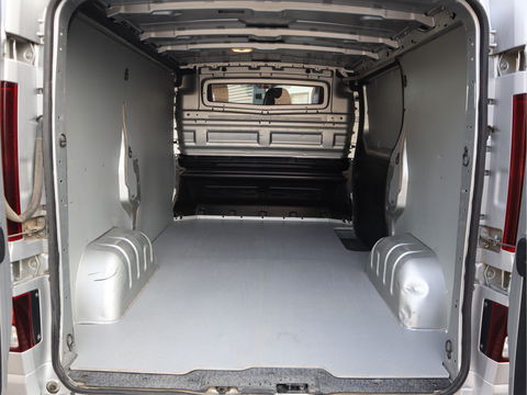 Opel Vivaro 1.6 CDTI 126pk Euro 6 - Airco - Navi - Cruise - Trekhaak