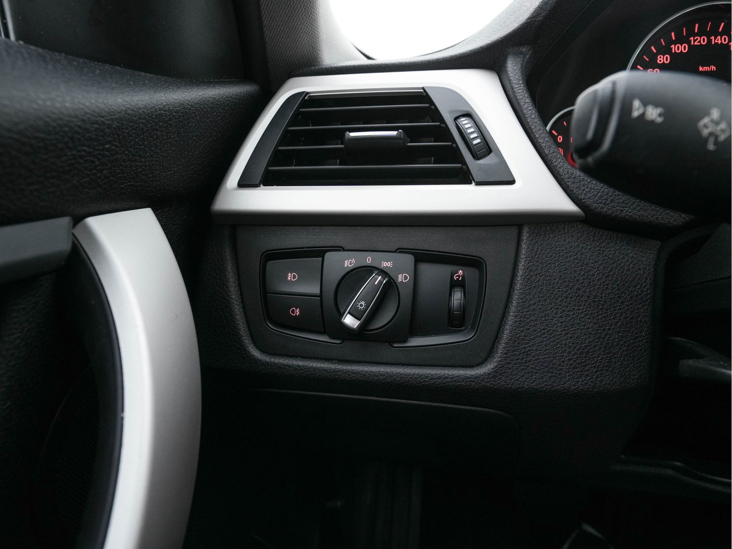 BMW 3 Serie Touring 316d Centennial Executive Aut. *FULL-LED | SPORT-SEATS | NAVI-FULLMAP | ECC | PDC | CRUISE | 16''ALU*