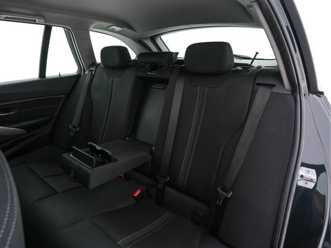 BMW 3 Serie Touring 316d Centennial Executive Aut. *FULL-LED | SPORT-SEATS | NAVI-FULLMAP | ECC | PDC | CRUISE | 16''ALU*