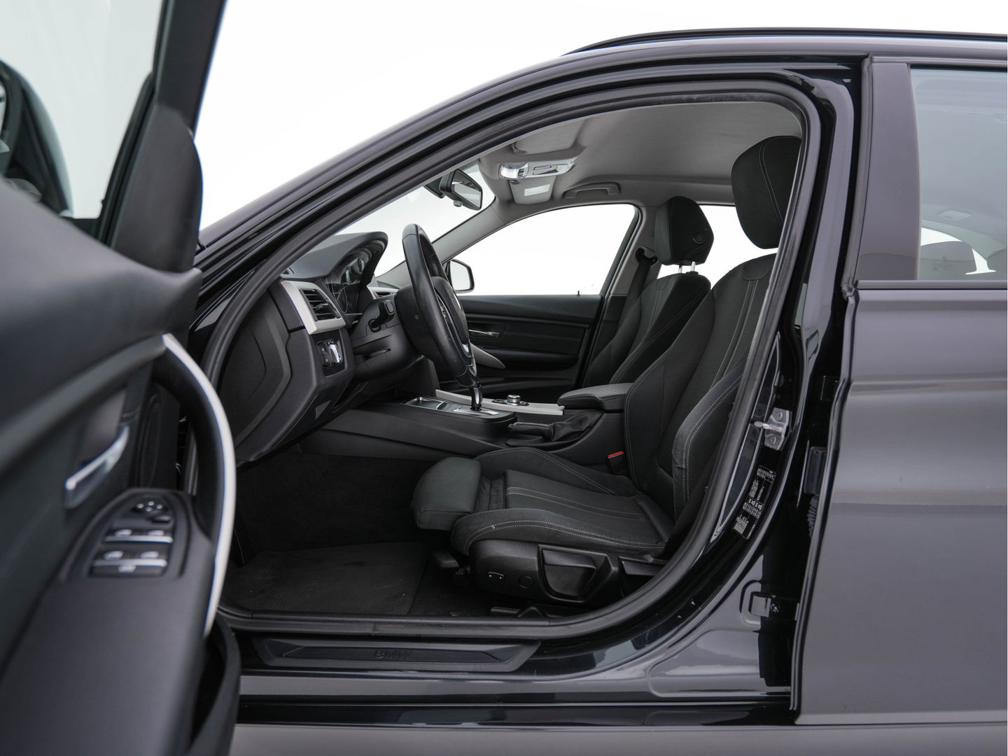 BMW 3 Serie Touring 316d Centennial Executive Aut. *FULL-LED | SPORT-SEATS | NAVI-FULLMAP | ECC | PDC | CRUISE | 16''ALU*