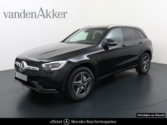 Mercedes-Benz GLC - 300e AMG 4Matic // Panoramadak // Burmester // 360 Camera // Keyless // Carbon // Sfeerverlichting // Carplay
