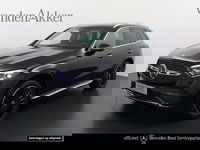 Mercedes-Benz GLC - 300e AMG 4Matic // Burmester // Trekhaak // Panoramadak // Distronic // Rijassistentie pakket // Leder // Memory // 360 Camera // Alarm // Treeplanken