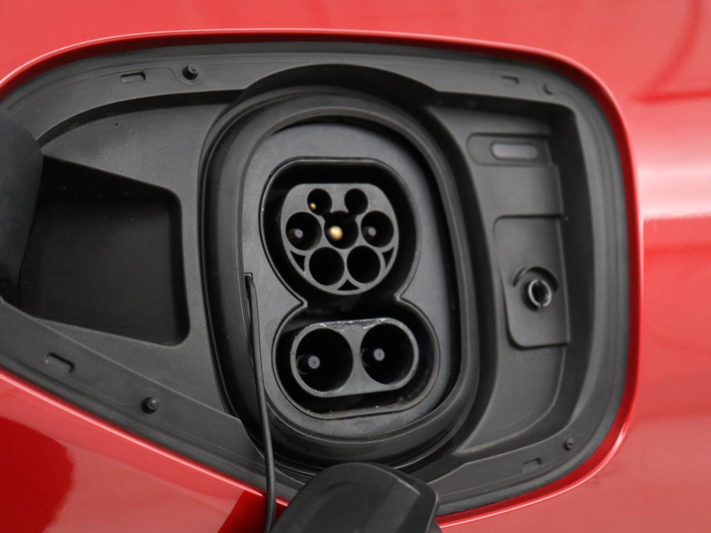 Jaguar I-PACE EV400 Business Edition S 90 kWh | SOH 93% | 46.900km NAP | Panoramadak | Leder | Stoelverwarming | Meridian Sound | Carplay | Keyless | Navigatie | Full LED | Stuurverwarming