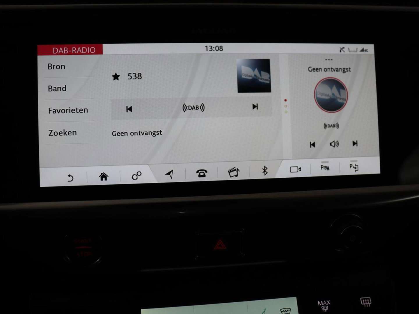 Jaguar I-PACE EV400 Business Edition S 90 kWh | SOH 93% | 46.900km NAP | Panoramadak | Leder | Stoelverwarming | Meridian Sound | Carplay | Keyless | Navigatie | Full LED | Stuurverwarming