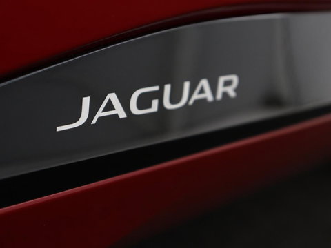 Jaguar I-PACE EV400 Business Edition S 90 kWh | SOH 93% | 46.900km NAP | Panoramadak | Leder | Stoelverwarming | Meridian Sound | Carplay | Keyless | Navigatie | Full LED | Stuurverwarming