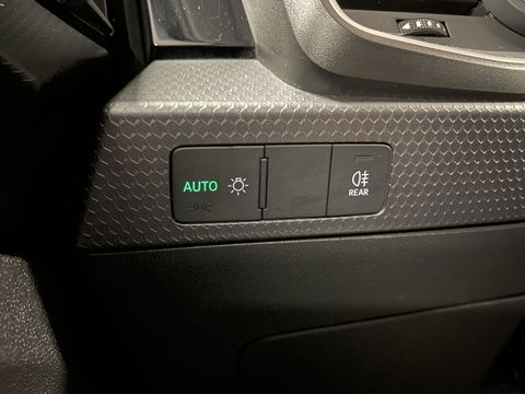 Audi A1 Sportback 25 TFSI Pro Line | origineel Nederlands | Draadloze Appel Carplay | Android Auto | Lane Assist | DAB | Lichtmetaal |