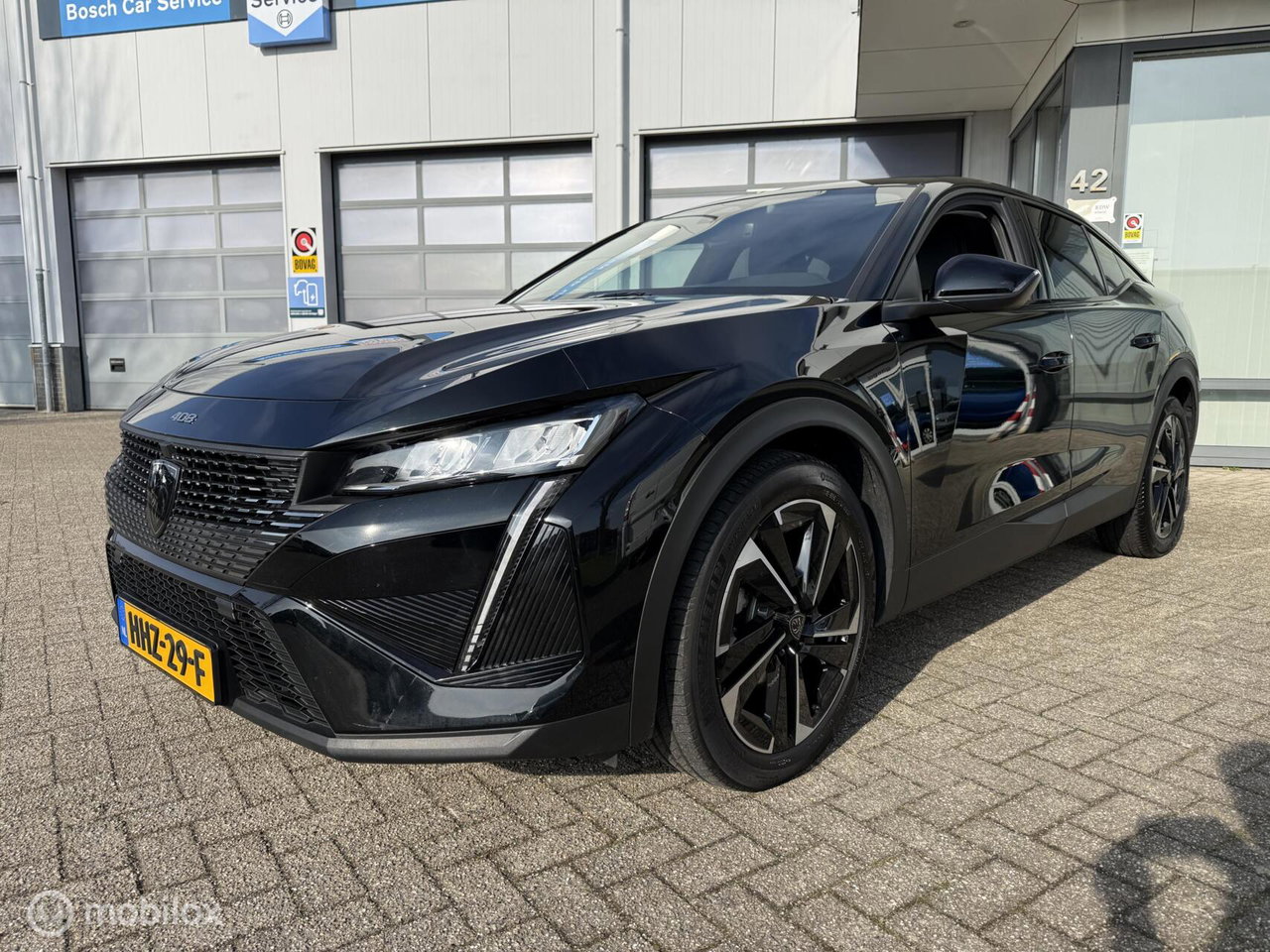Peugeot 408