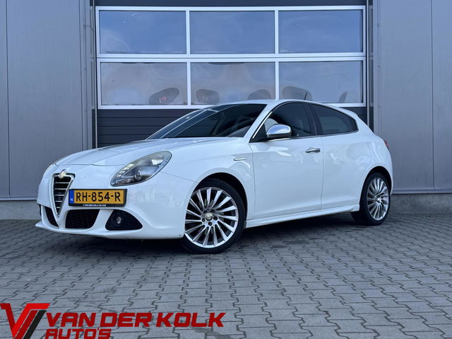 Alfa Romeo Giulietta - 1.4 T Limited Business Executive Sport automaat | Leer | Climate | Cruise | Xenon