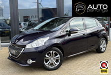 Peugeot 208 - 1.2 VTi Allure 82PK | Volledige Onderhoudshistorie | Navigatie | Parkeersensoren | Cruise Control | Climate Control | Buitenspiegels Elektrisch Inklapbaar | 2 Sleutels | APK Tot 02-07-2026