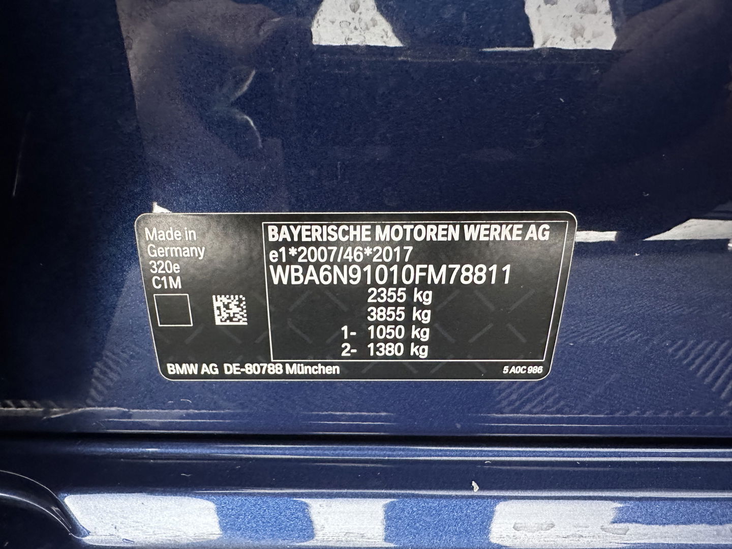 BMW 3 Serie Touring 320e Business Edition Plus [Plug-In] (INCL-BTW) Aut. *LEATHER | FULL-LED | HEATED-SPORTSEATS | DIGI-COCKPIT | HIFI-SOUND | NAVI-FULLMAP | PRIVACYGLASS | PDC | AMBIENTLIGHT | DAB | KEYLESS | TOWBAR | 17"ALU* *