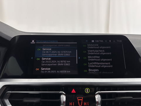 BMW 3 Serie Touring 320e Business Edition Plus [Plug-In] (INCL-BTW) Aut. *LEATHER | FULL-LED | HEATED-SPORTSEATS | DIGI-COCKPIT | HIFI-SOUND | NAVI-FULLMAP | PRIVACYGLASS | PDC | AMBIENTLIGHT | DAB | KEYLESS | TOWBAR | 17"ALU* *