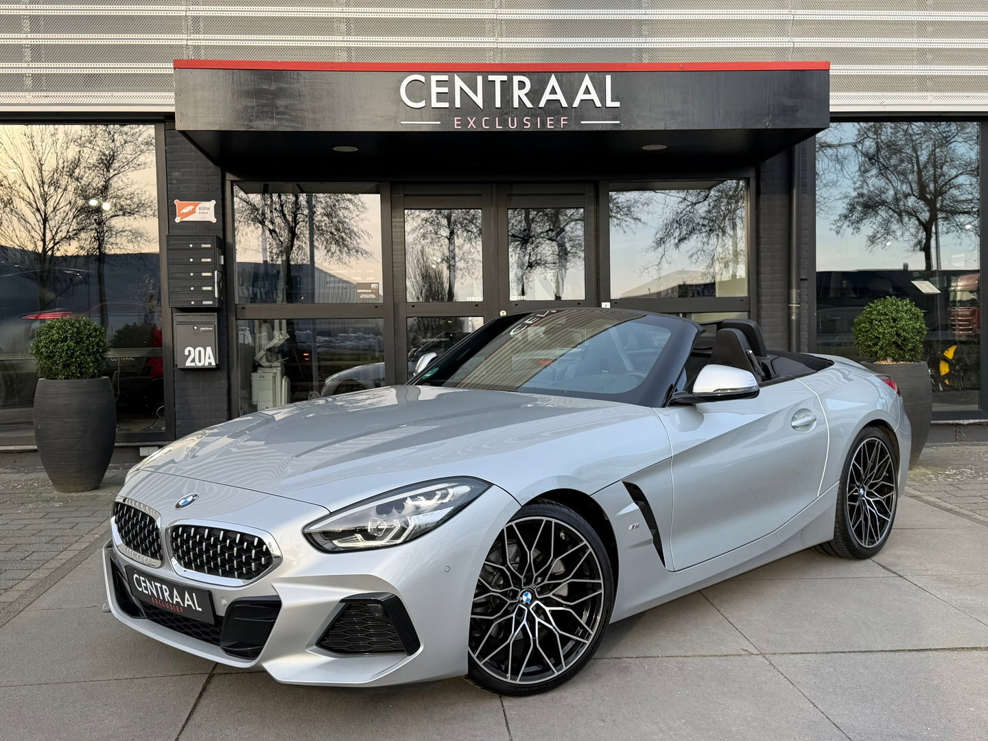 BMW Z4 Roadster SDrive20i High Exe M-Sport Leder|Harman&Kardon|Keyless|Camera|Carplay