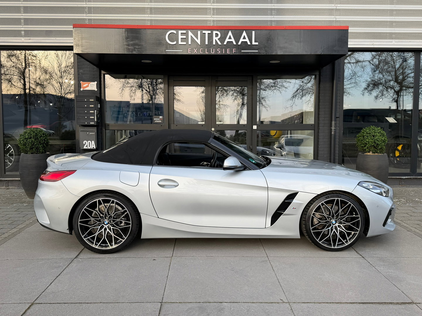 BMW Z4 Roadster SDrive20i High Exe M-Sport Leder|Harman&Kardon|Keyless|Camera|Carplay