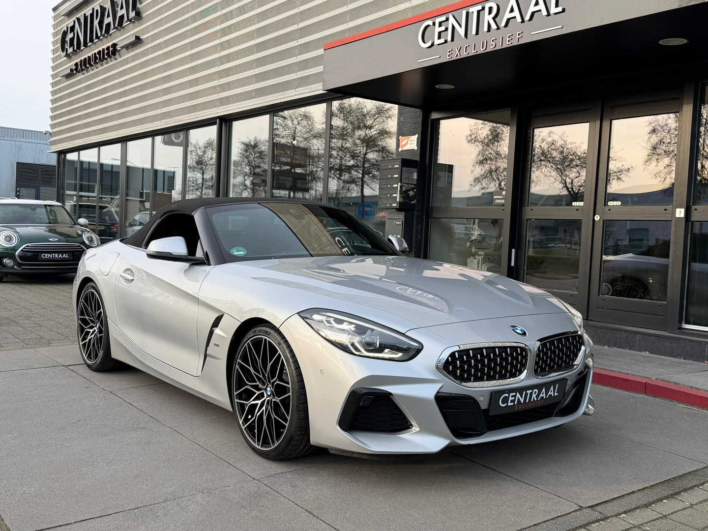 BMW Z4 Roadster SDrive20i High Exe M-Sport Leder|Harman&Kardon|Keyless|Camera|Carplay