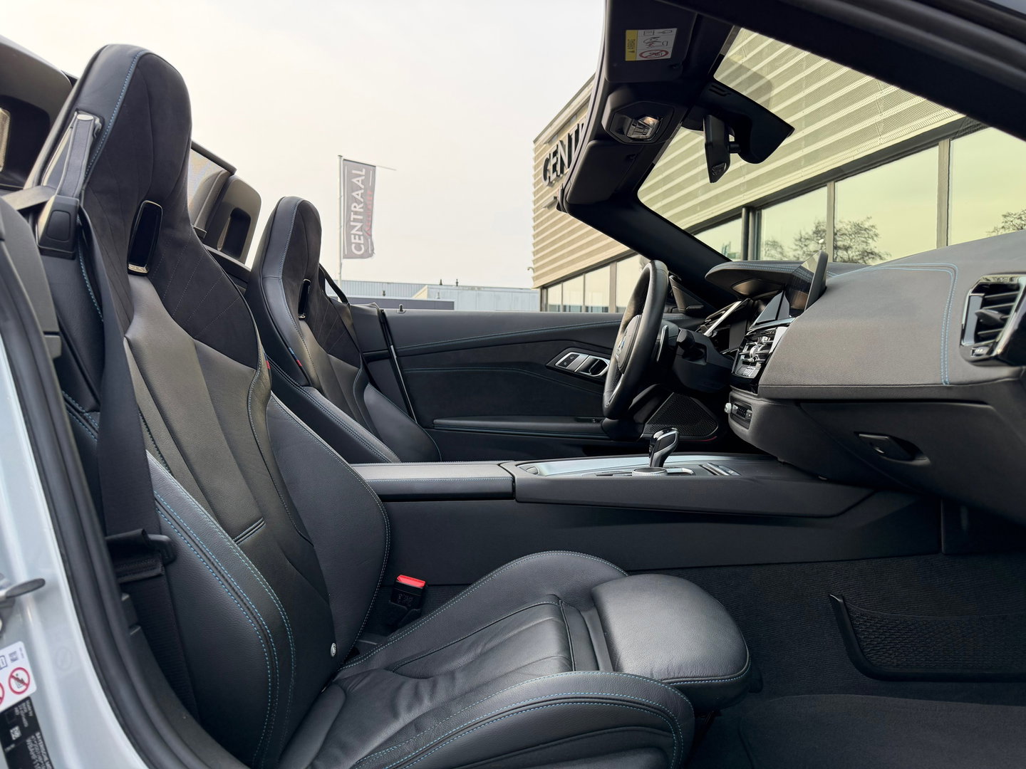 BMW Z4 Roadster SDrive20i High Exe M-Sport Leder|Harman&Kardon|Keyless|Camera|Carplay