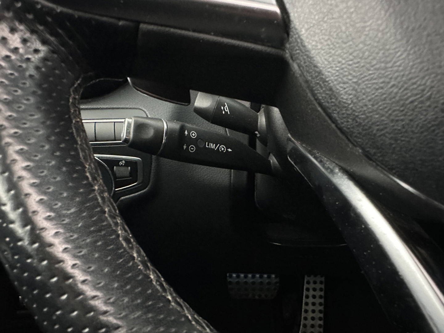 Mercedes-Benz GLC Coupé 250 d 4MATIC AMG Sport Edition (INCL-BTW) *PANO | LEATHER | FULL-LED | MEMORY-PACK | TOPVIEW | HEATED-SPORTSEATS | NAVI-FULLMAP | PRIVACYGLASS | SHIFTPADDLES | ECC | PDC | CRUISE | 19''ALU*