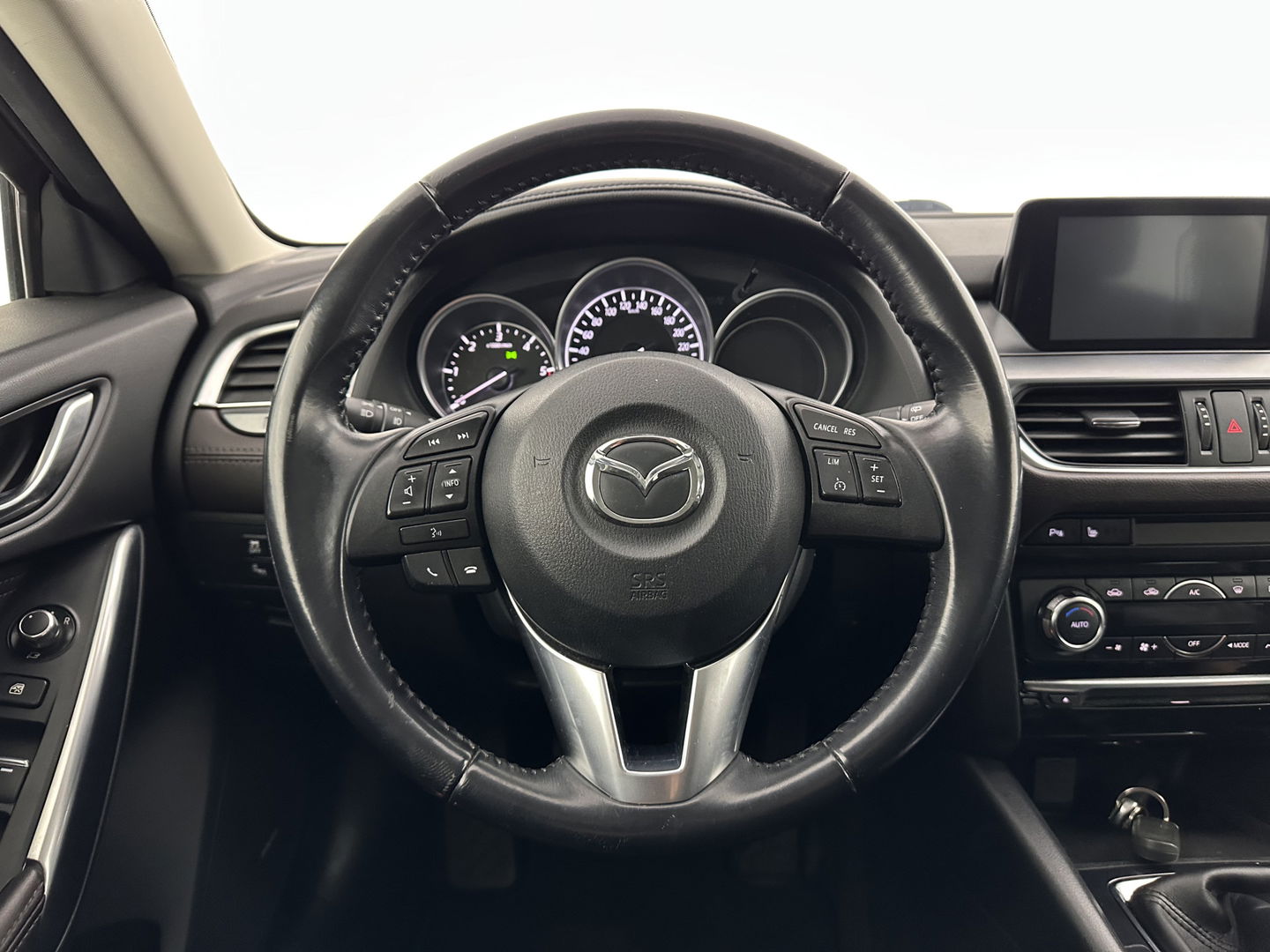 Mazda 6 Sportbreak 2.2D SkyActiv-D 150 Skylease GT *LEATHER | FULL-LED | MEMORY-PACK | HEATED-SPORTSEATS | BLINDSPOT | KEYLESS | DAB+ | NAVI-FULLMAP | ECC | PDC | CRUISE | PRIVACYGLASS |  17''ALU*