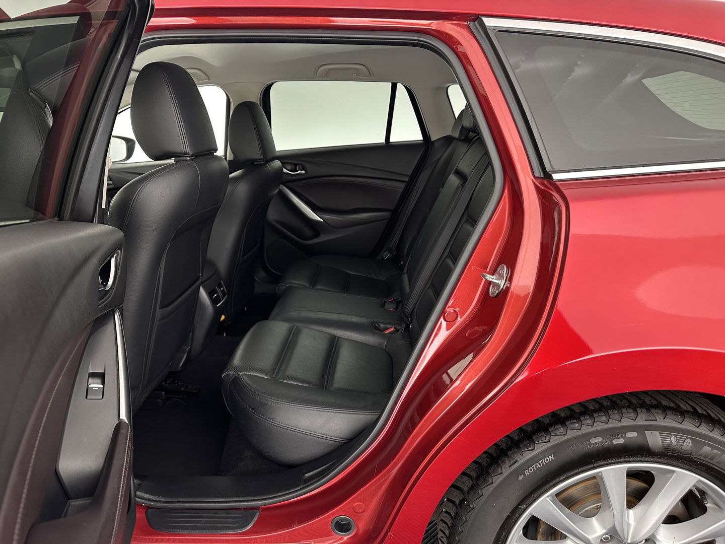 Mazda 6 Sportbreak 2.2D SkyActiv-D 150 Skylease GT *LEATHER | FULL-LED | MEMORY-PACK | HEATED-SPORTSEATS | BLINDSPOT | KEYLESS | DAB+ | NAVI-FULLMAP | ECC | PDC | CRUISE | PRIVACYGLASS |  17''ALU*