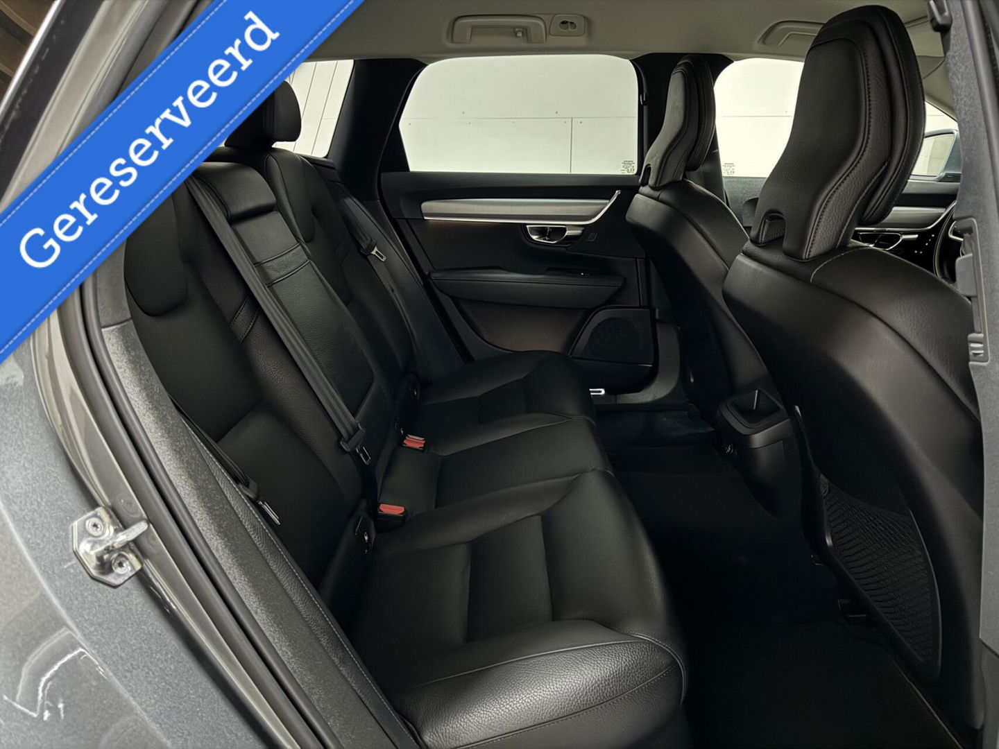 Volvo V90 2.0 T4 Momentum Leer Carplay Autopilot Trekh. NAP