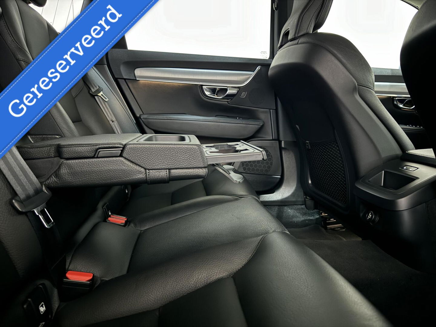 Volvo V90 2.0 T4 Momentum Leer Carplay Autopilot Trekh. NAP