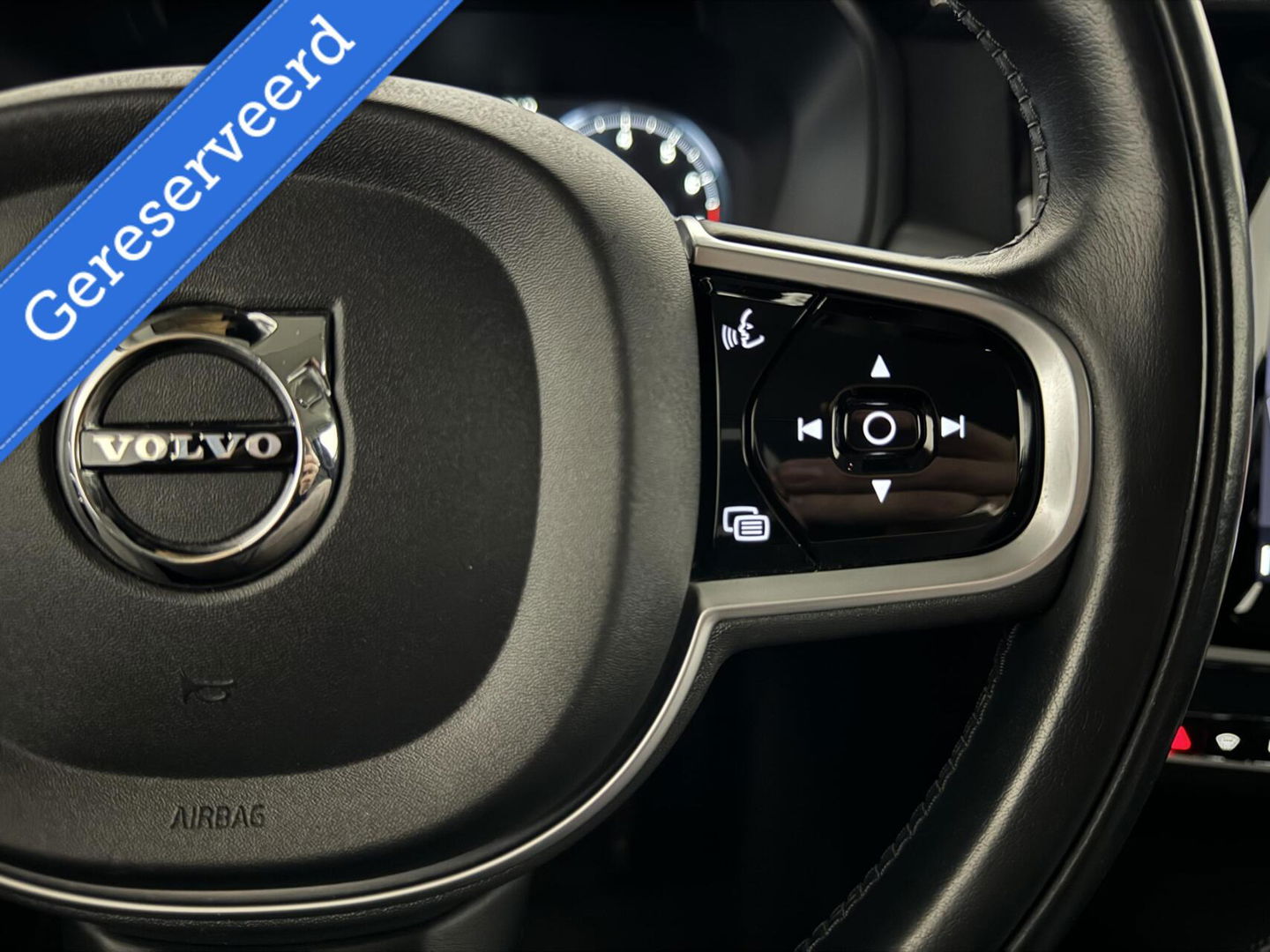 Volvo V90 2.0 T4 Momentum Leer Carplay Autopilot Trekh. NAP