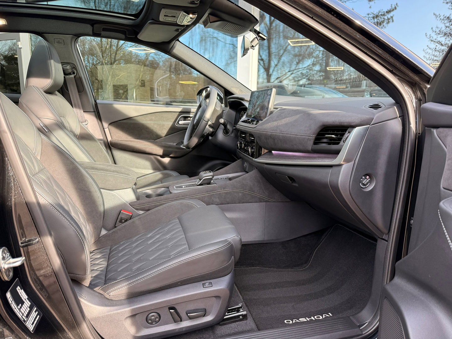 Nissan QASHQAI 1.3 MHEV Xtronic Tekna Plus I Massage I H.U.D I BOSE I Matrix Led