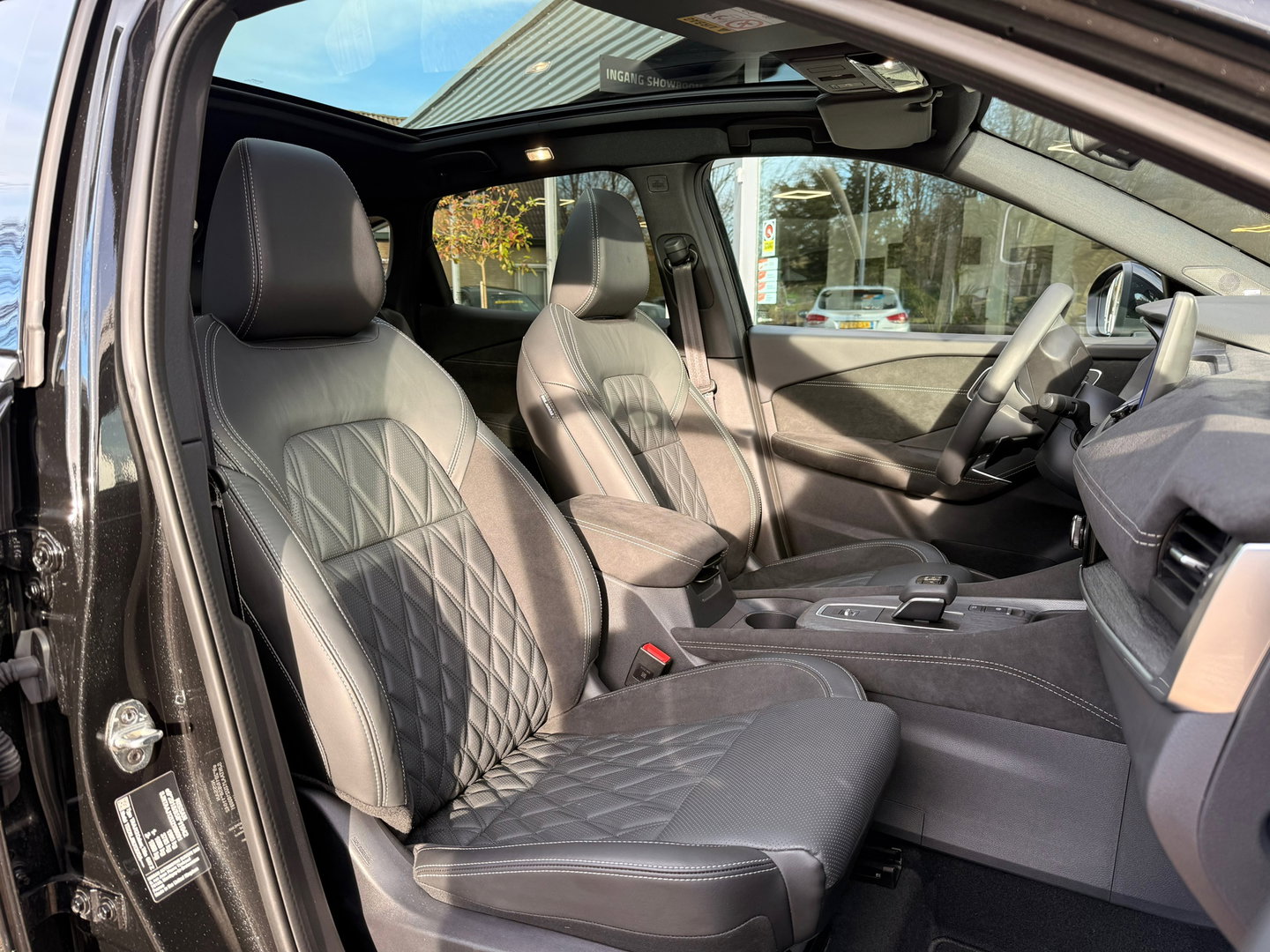 Nissan QASHQAI 1.3 MHEV Xtronic Tekna Plus I Massage I H.U.D I BOSE I Matrix Led